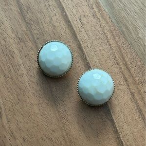 Vintage White Clip‎ On Stud Earrings Antique Jewelry Accessory Textured Pretty